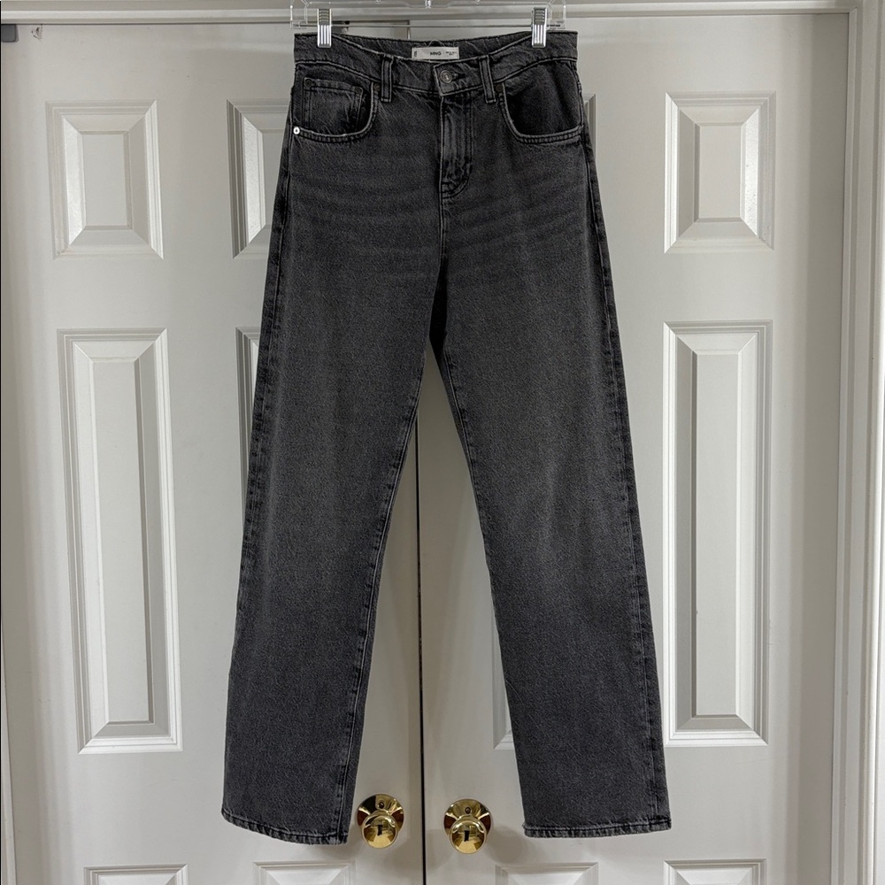 Mango MNG Miami jeans. Gray. Size 34/2. Wear cuffed or uncuffed. Like new!